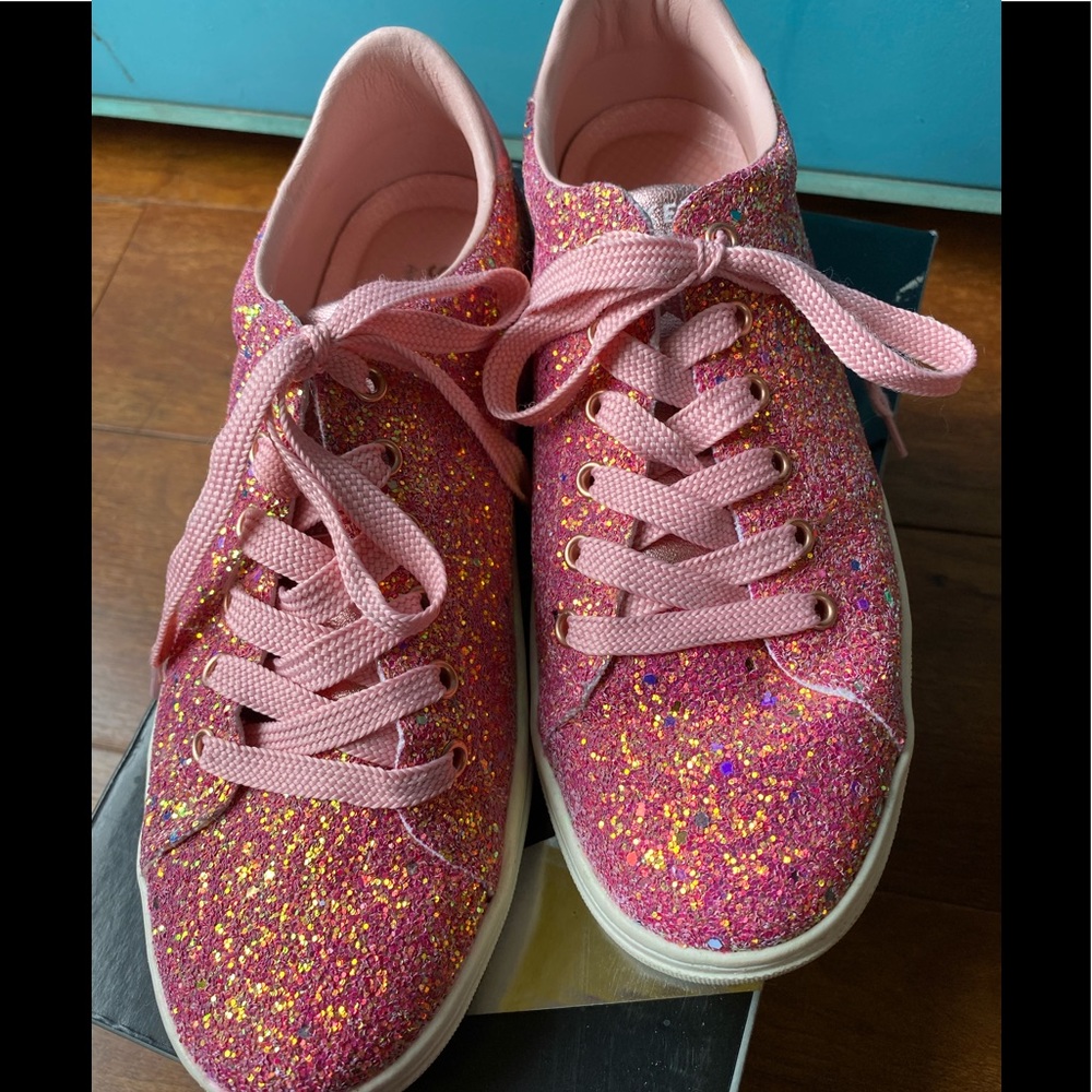 🌺 Sketchers Street Sneakers 🌺